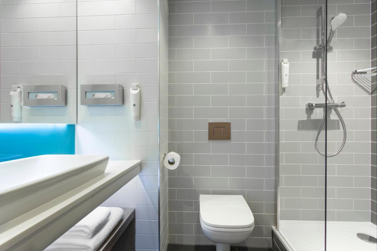 Holiday Inn Express - Barrow-In-Furness & South Lakes By Ihg Экстерьер фото